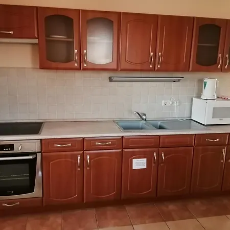 Batthyany Villapark Διαμέρισμα *